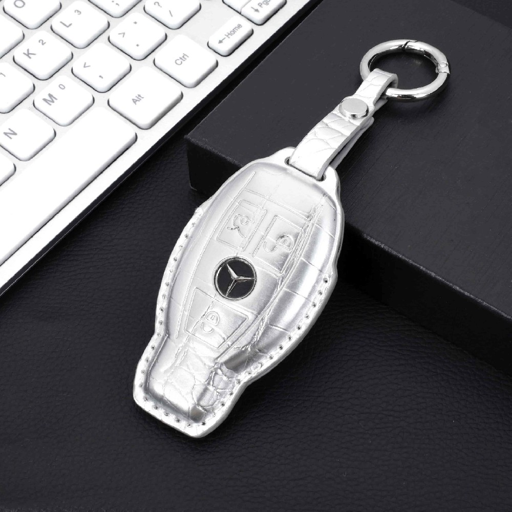 DM Car Key Cover Suit for Toyota 2018 3 Buttons Key Fob Remote Protector with a Key Chain