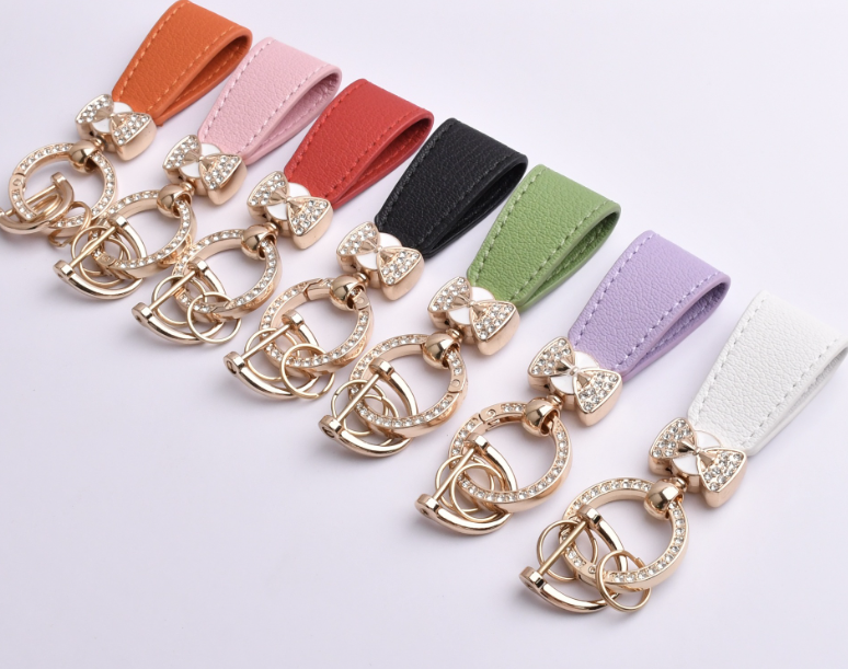 Custom best cute zinc alloy leather bow tie keychain holder